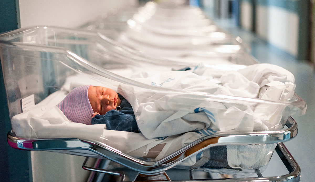 baby in hospital alone